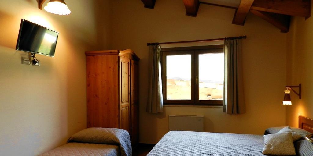 La Locanda Del Lago Lucciola Villalago Zewnętrze zdjęcie